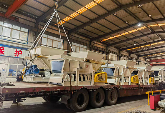 八臺(tái)帶式給煤機(jī)整裝待發(fā)！山東礦安機(jī)電產(chǎn)品再赴甘肅慶陽(yáng)